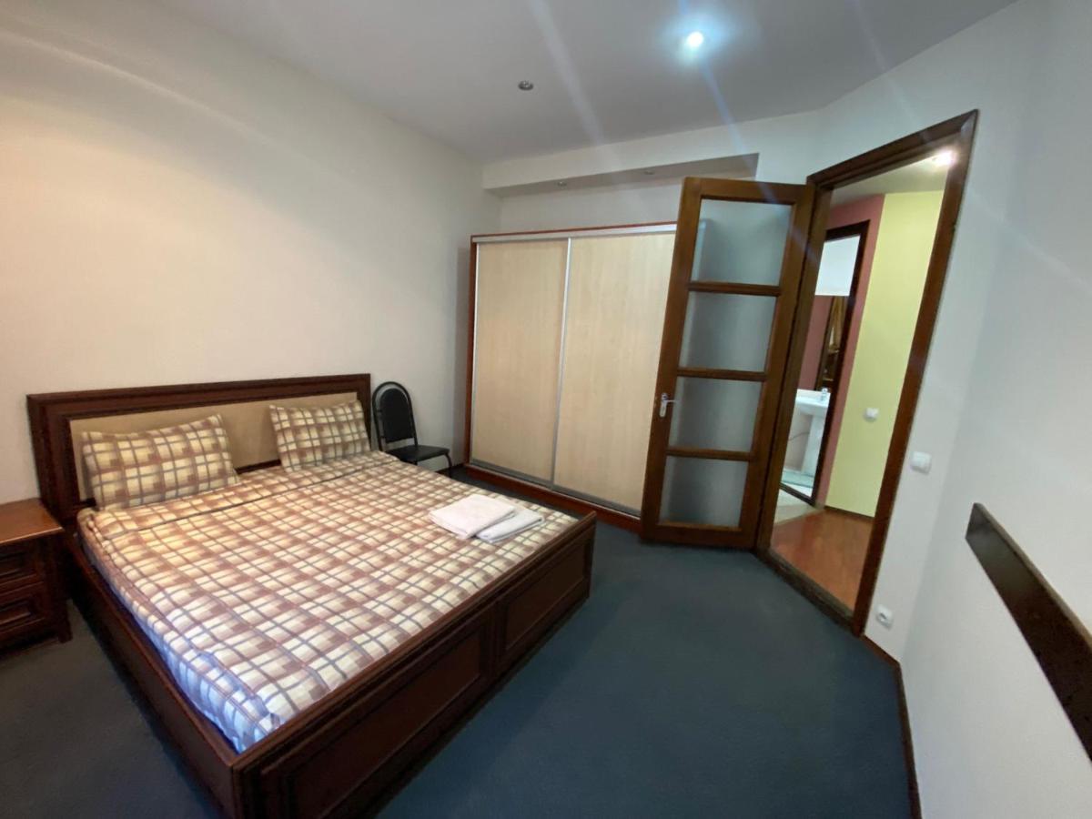 White New Apartments Ultracentral 2-Rooms In The Heart Chisinau Exterior photo