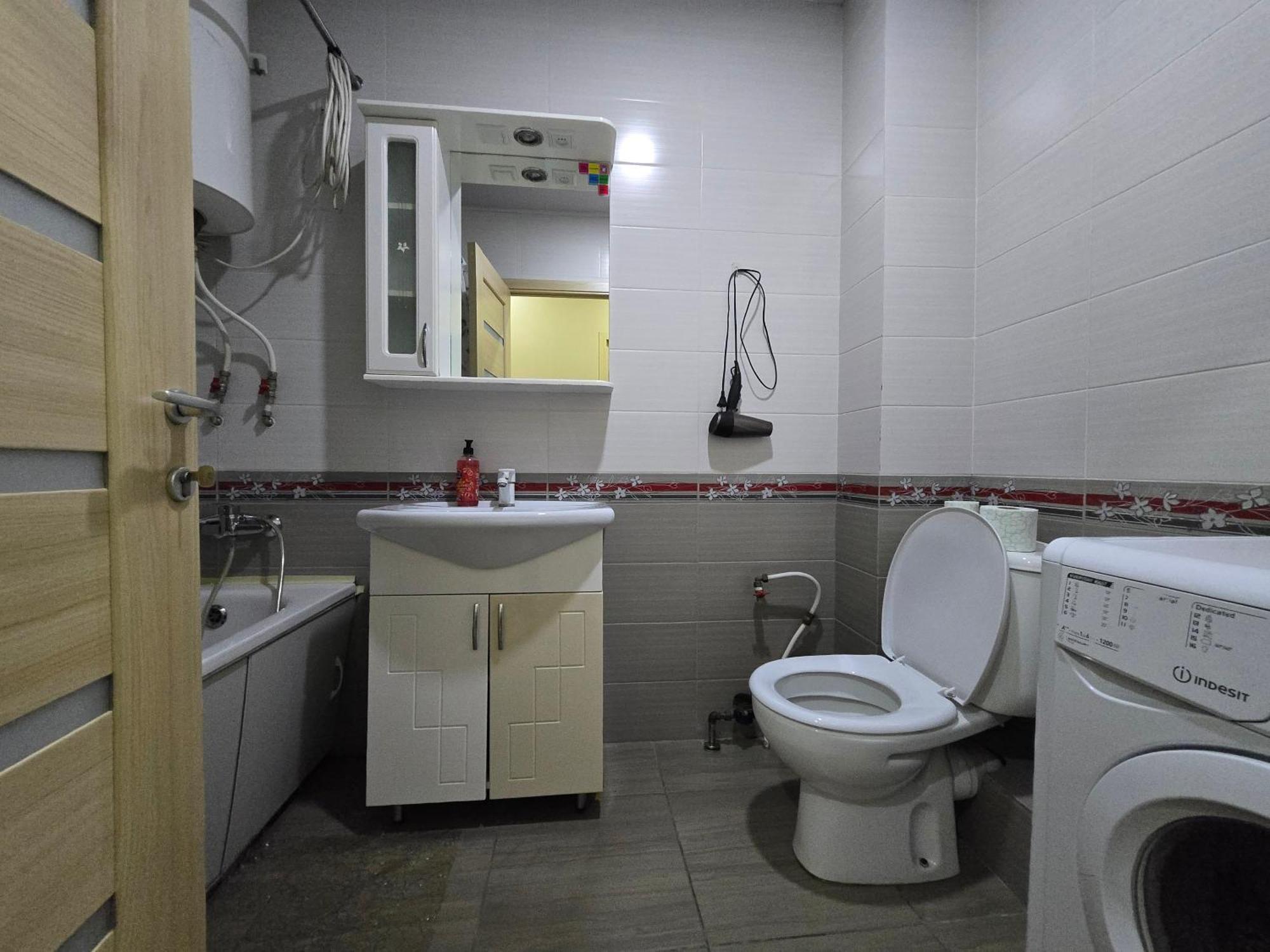 White New Apartments Ultracentral 2-Rooms In The Heart Chisinau Exterior photo